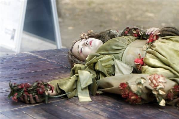 自己死了