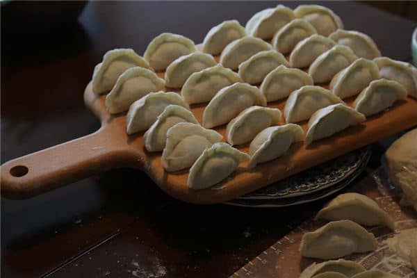 孕妇梦见饺子但没吃是什么意思