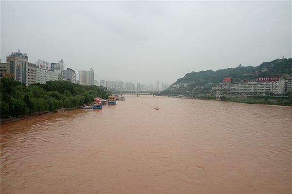 梦见流动的黄河水是什么意思