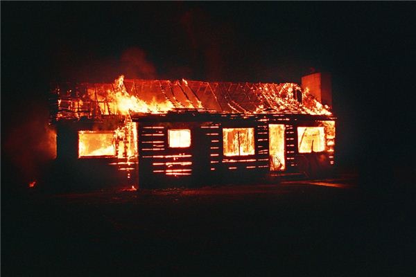 梦见房子着大火了是什么意思